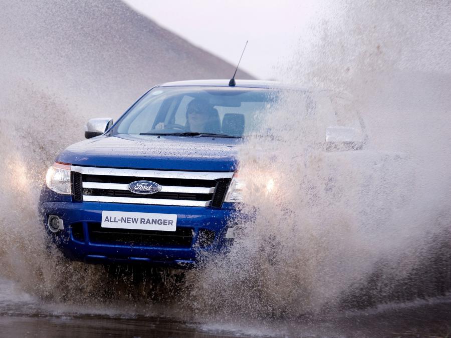  Ford Ranger Double Cab XLT 2011 года  (ZA) (фото 14 из 16)